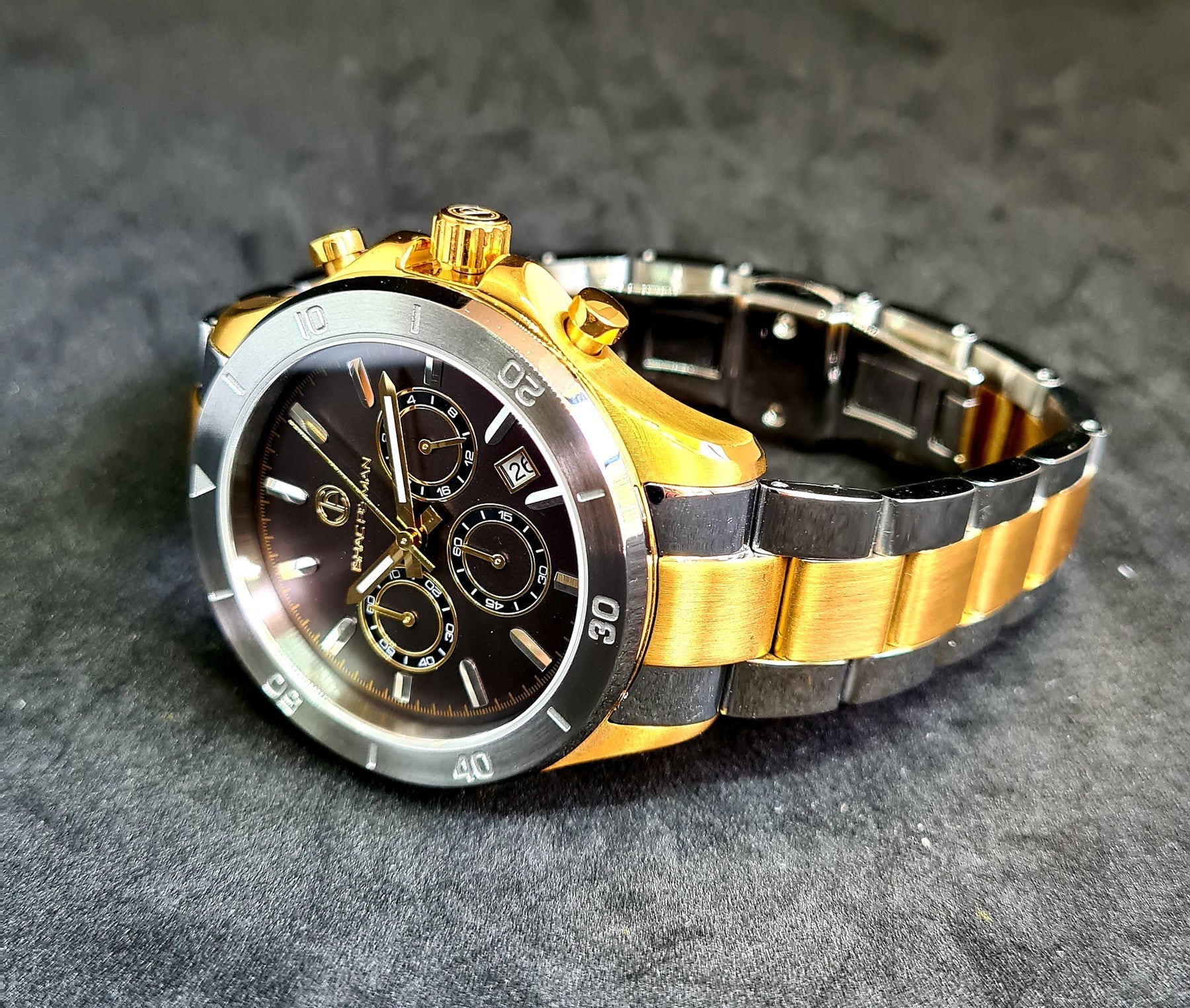 CHRONO 5 ATM Quartz Watch (Gold Case)